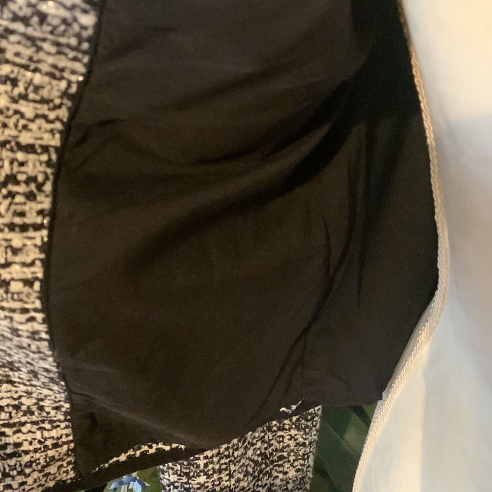 White House Black Market open front blazer Size small - Picture 3 of 3